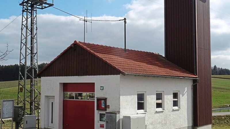 25.000 Euro Planungskosten stehen jetzt im einstimmig verabschiedeten Haushalt des Marktes Nandlstadt: Das Gerätehaus der Feuerwehr Airischwand soll durch einen Neubau ersetzt werden.
