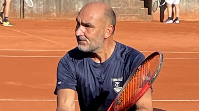 Hochkonzentriert ging Christian Kierst bei den Nordbayerischen Tennismeisterschaften zu Werke und gewann das Turnier.