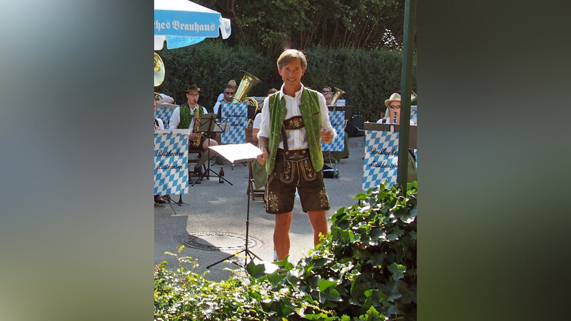 Johannes Graßl leitete die Reisbacher Musikanten im September zum letzten Mal.
