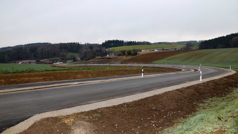 Blick auf die neue 600 Meter lange Verbindungsstraße.