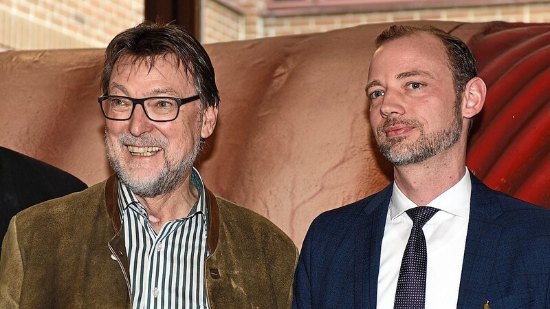 Der Ilmtalklinik-Aufsichtsrat um den Pfaffenhofener Landrat Martin Wolf (links) will Geschäftsführer Ingo Goldammer eine Vertragsverlängerung um ein Jahr bis Ende 2021 anbieten.