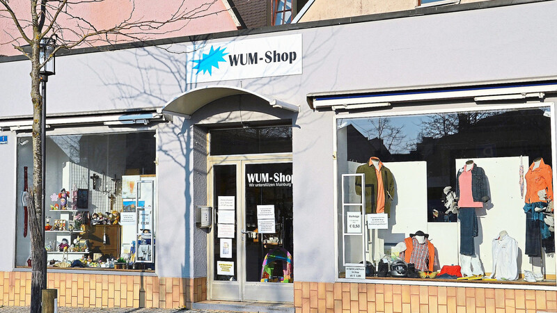 Aktuell sind auch die Räume des WUM-Shop in Mainburg geschlossen. Aus dem Verkaufserlös gingen jetzt aber 2 000 Euro an die Caritas.