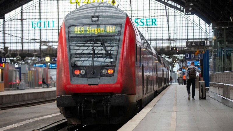 Seit diesem Monat gilt bundesweit das 49 Euro teure Deutschlandticket im öffentlichen Personennahverkehr.