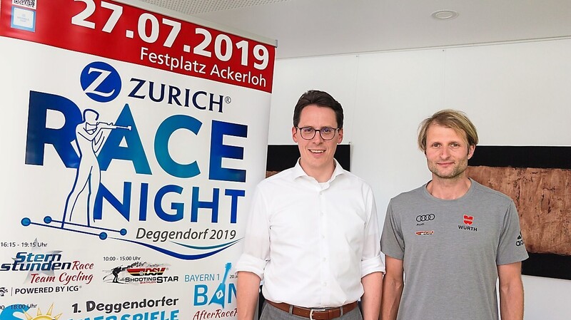 René Altenburger-Koch, Geschäftsführer der Bayerwald Event UG (r.), stellte dem Schirmherrn, Oberbürgermeister Dr. Christian Moser, die Race-Night Deggendorf 2019 vor.