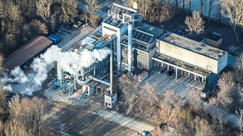 Westlich des Biomasseheizkraftwerks stehen etwa 30 000 Quadratmeter für eine mögliche Wärmeenergie-Erzeugungsanlage zur Verfügung. Die wirtschaftlich beste Nutzung des Areals soll von einem Fachbüro untersucht werden.