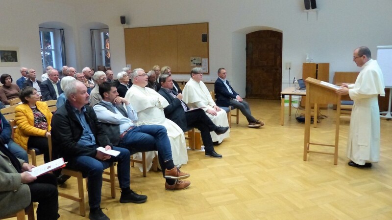 Pater Dr. Gabriel Wolf referierte über das Engagement der Abtei Windberg im Bereich der Social Media.