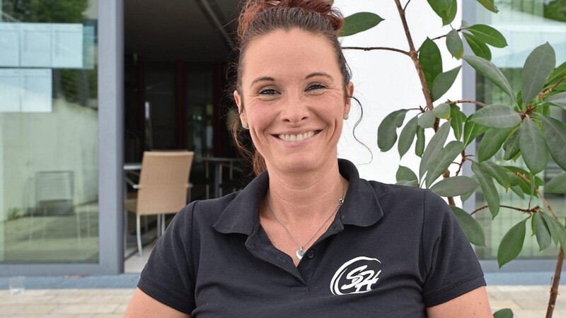 Karoline Henzler hat jahrelang ein eigenes Restaurant geführt und bringt viel Erfahrung für ihre Aufgabe am Fraunhofer-Gymnasium mit.