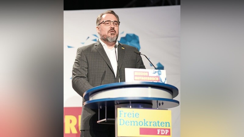 Daniel Föst führt erneut die FDP-Landesliste an.