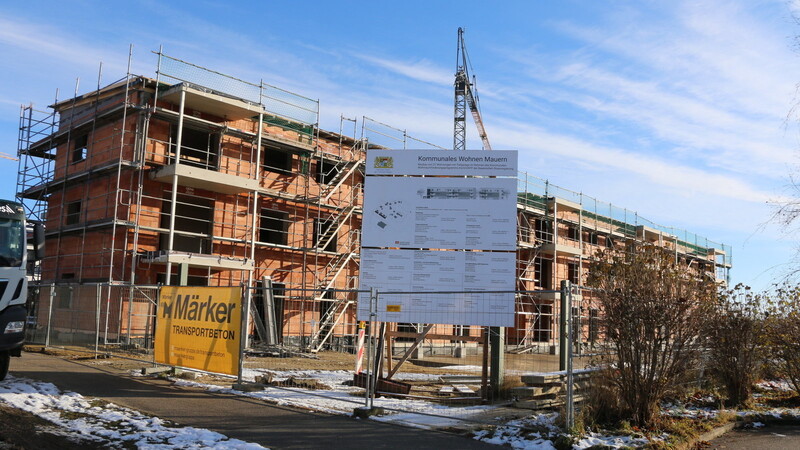 Richtfest für 21 Wohnungen im Kommunalen Wohnungsbau der Gemeinde Mauern.