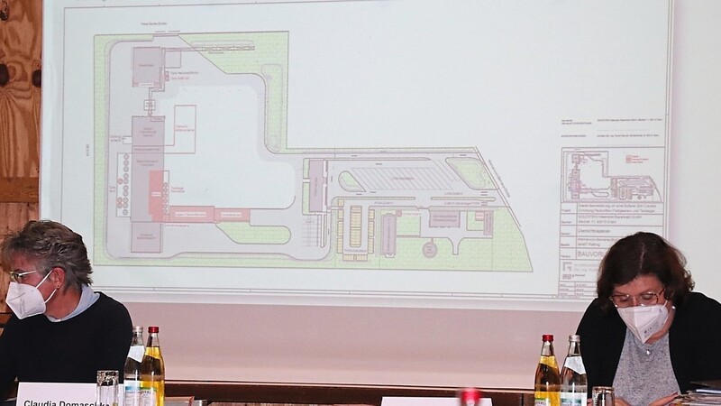 Die Goldsteig Käserei Bayerwald GmbH plant den Bau einer Butterei (rot unterlegter Teil) auf ihrem Firmengelände in der Werner-von-Siemens-Straße. Das Vorhaben wurde im Gemeinderat vorgestellt.