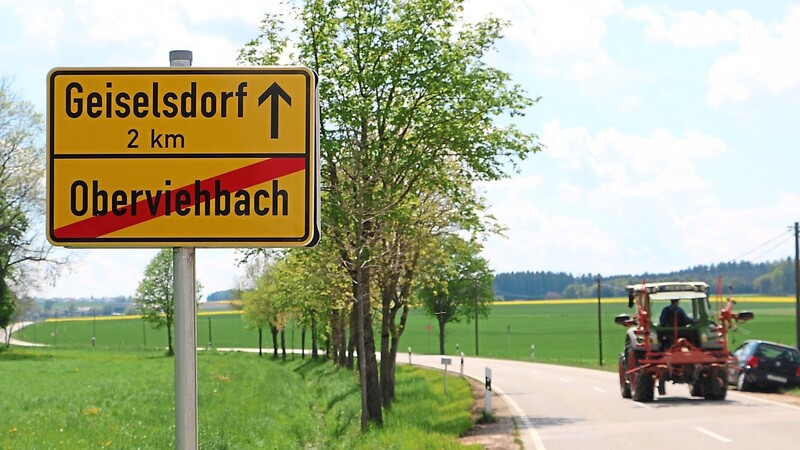 Zwischen Kröning und Oberviehbach im Landkreis Dingolfing-Landau entsteht ein neuer Radweg.