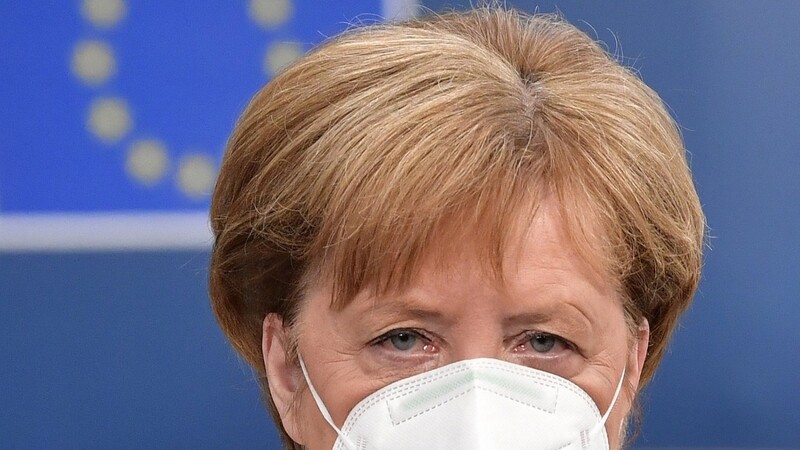 Kanzlerin Angela Merkel kann die "sparsamen" Staaten bislang nicht von großzügigen Corona-Hilfen überzeugen.