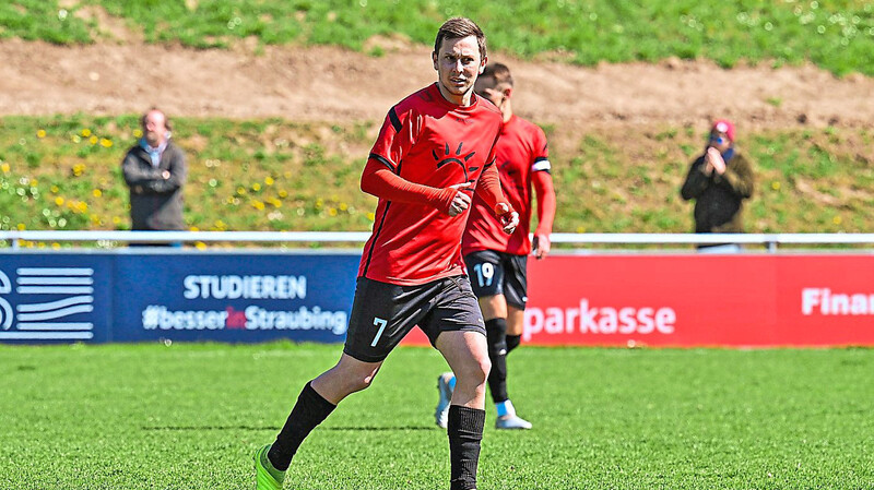 Urgestein Mariyan Angelov und sechs weitere Spieler haben ihre Verträge beim VfB verlängert und hoffen auf einen guten Start in der Landesliga gegen den 1. FC Bad Kötzting.