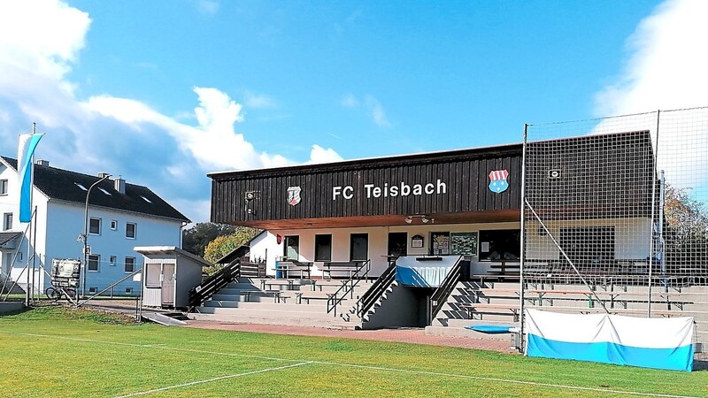 Der FC Teisbach (hier ist das Sportheim zu sehen) hat in den vergangenen Jahren für viel Furore - egal ob im Nachwuchs- oder Seniorenbereich - in der Region gesorgt.  Foto: FC Teisbach
