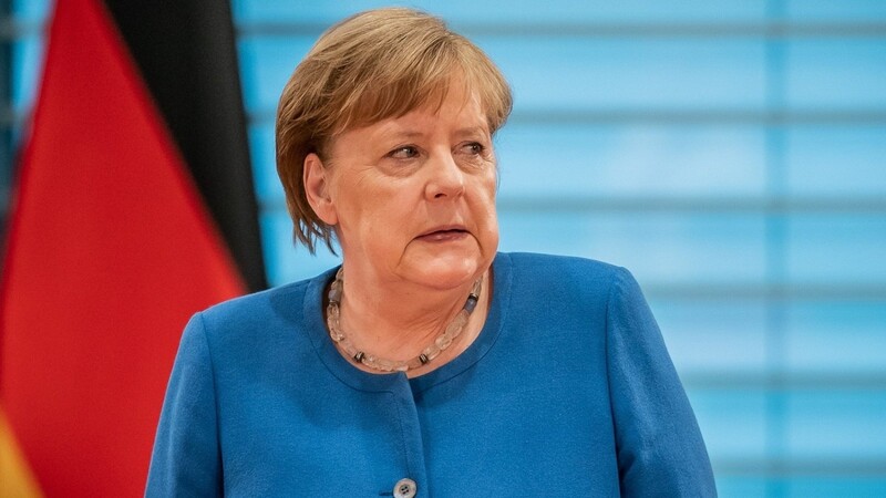 Bundeskanzlerin Angela Merkel (CDU) gibt im Kanzleramt ein Statement über den Coronavirus-Ausbruch und die Maßnahmen der Bundesregierung zur Eindämmung des Virus. Am Sonntag telefoniert die Bundeskanzlerin mit den Ministerpräsidenten der Länder über weitere Maßnahmen.