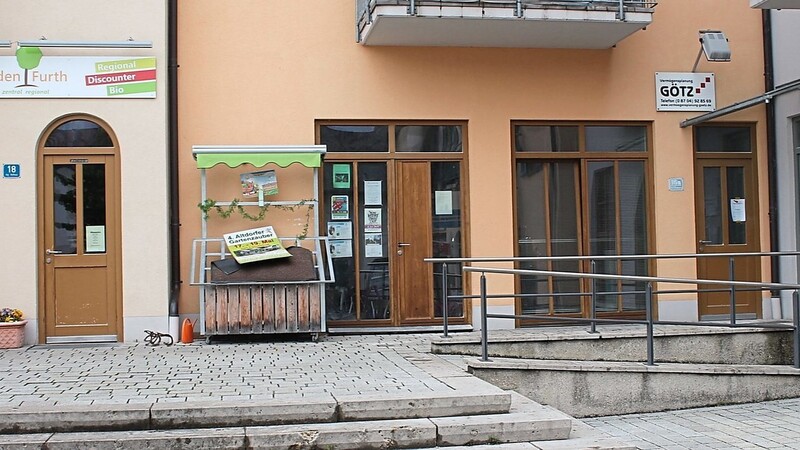 Neben dem Dorfladen (früher Büro Götz) sind künftig Post und Lotto untergebracht.