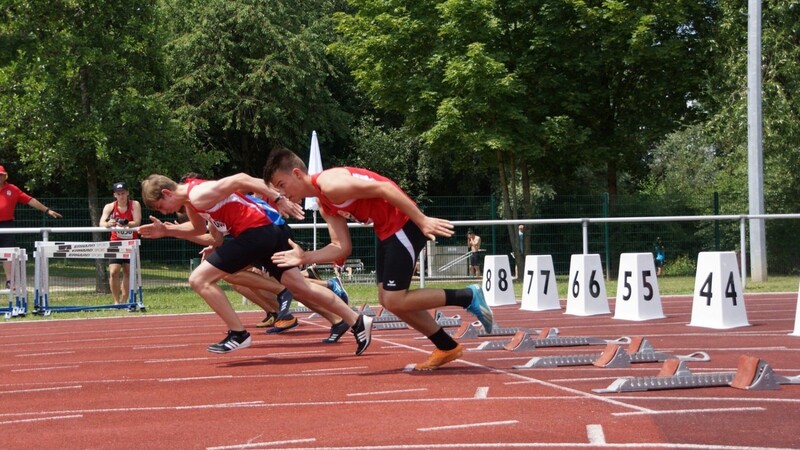 Rund 300 Jugendliche und Erwachsene haben sich für die Niederbayerische Leichtathletik-Meisterschaft angemeldet.