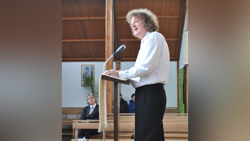Pfarrer Andreas Zwölfer outete sich am Sonntag als transsexuelle Frau. (Foto: bm)