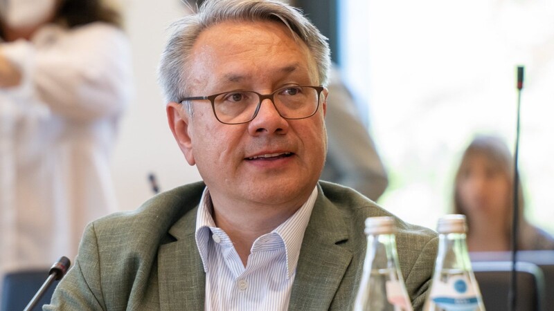 Der ehemalige CSU-Bundestagsabgeordnete Georg Nüßlein verweigerte, wie die anderen Beschuldigten, eine Aussage im Untersuchungsausschuss zur Maken-Affäre.
