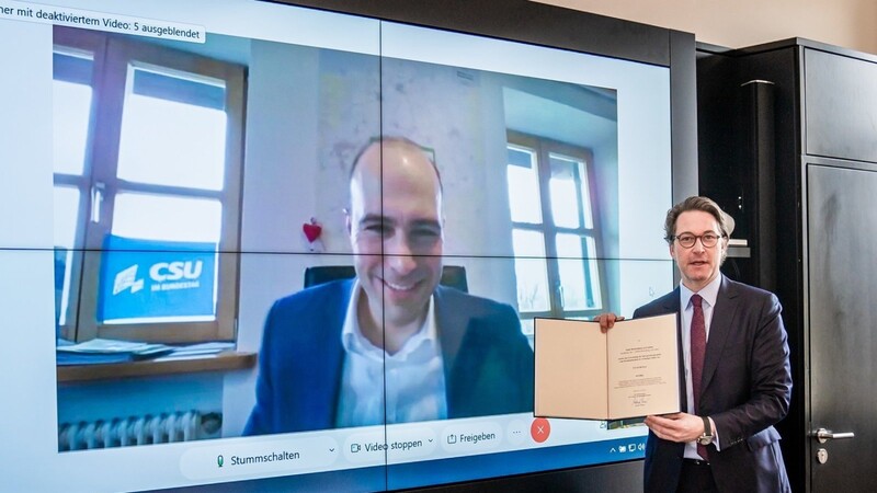 Bundestagsabgeordneter Florian Oßner (CSU) erhielt - coronabedingt virtuell - den Förderbescheid für die Stadt Rottenburg aus den Händen von Bundesverkehrsminister Andreas Scheuer.