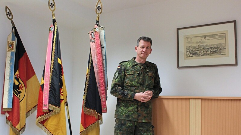 General Björn Schulz ist seit einem Jahr Kommandeur der Chamer Nordgaukaserne.