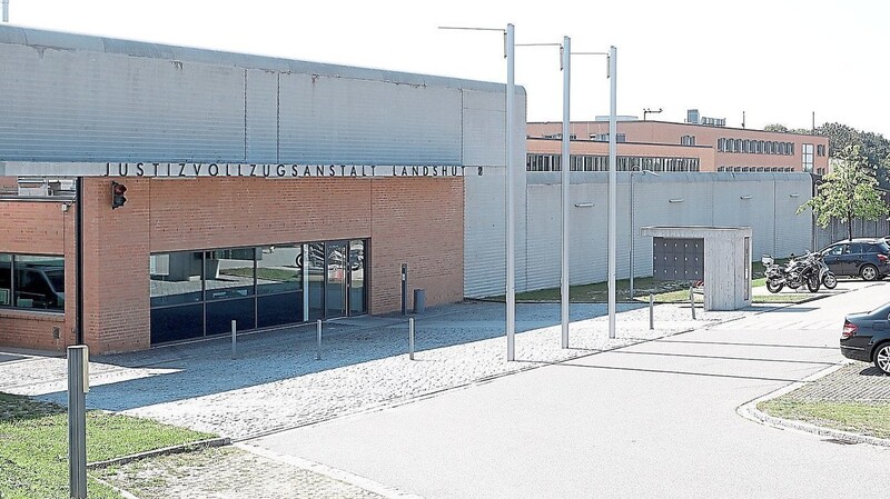 Ein Häftling hat am Freitag in der JVA Landshut eine Matratze angezündet. (LZ-Archiv)
