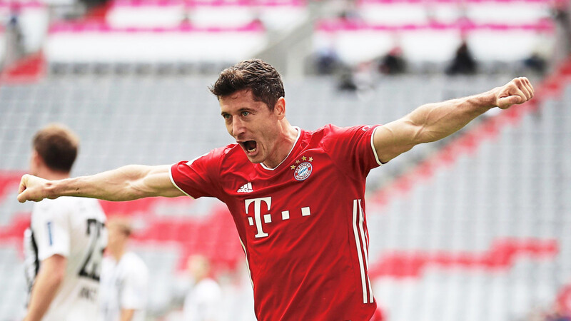 Einen Doppelpack hat Bayern-Goalgetter Robert Lewandowski seiner ohnehin schon phänomenalen Torbilanz 2019/20 beim 3:1 gegen den FC Freiburg hinzugefügt.