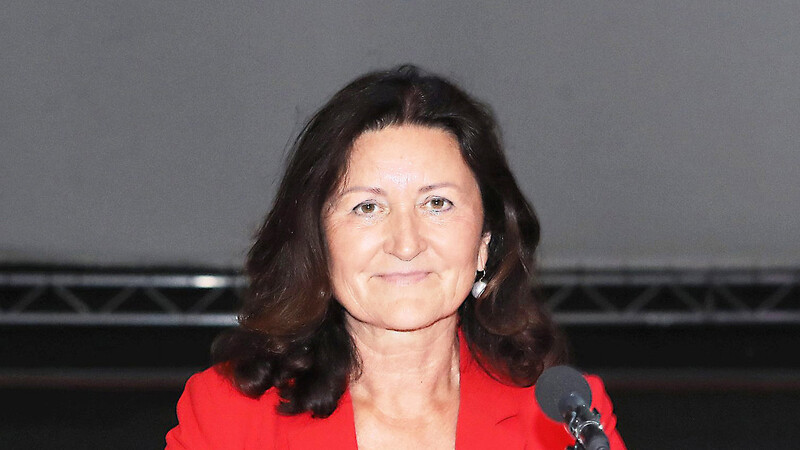 Jutta Widmann ist zur ersten Bürgermeisterin in der Geschichte Landshuts gewählt worden.