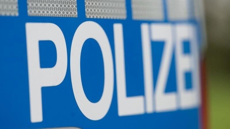 Die Verkehrspolizei Deggendorf hat einen Schiffsunfall gemeldet (Symbolbild).