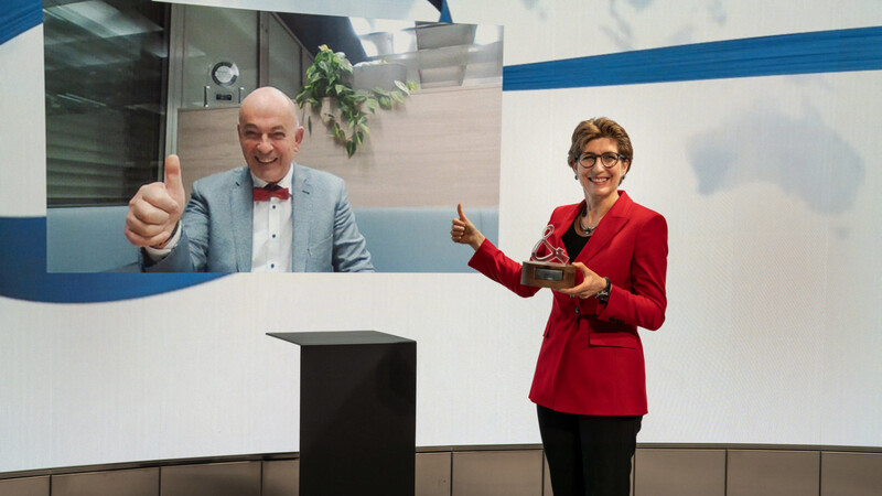 Preisverleihung in der BMW Welt München am Montag mit Personalvorständin und Schirmherrin Ilka Horstmeier sowie Ludwig Donharl per Zuschaltung aus dem Werk Dingolfing.