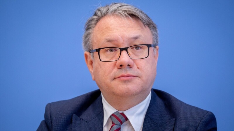 Unionsfraktionsvize Georg Nüßlein werden Bestechung und Steuerhinterziehung vorgeworfen.