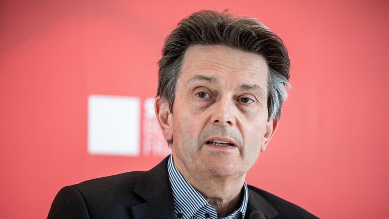 Die Kritik an SPD-Fraktionschef Rolf Mützenich wächst.