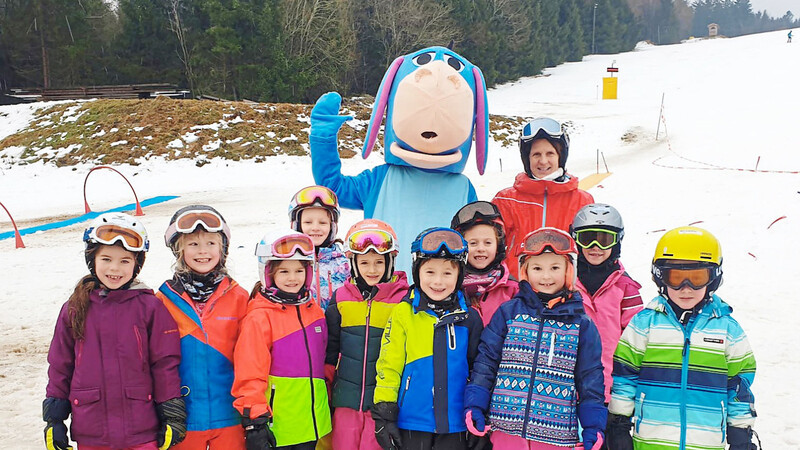 Sichtlich viel Spaß hatten die kleinen Skifahrer beim "All-inclusive-Kinder-Skikurs" des TV Geiselhöring.