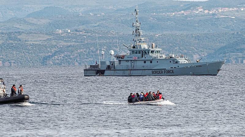 Die EU-Grenzschutzagentur Frontex soll Berichten zufolge in mehrere illegale Pushbacks verwickelt gewesen sein.