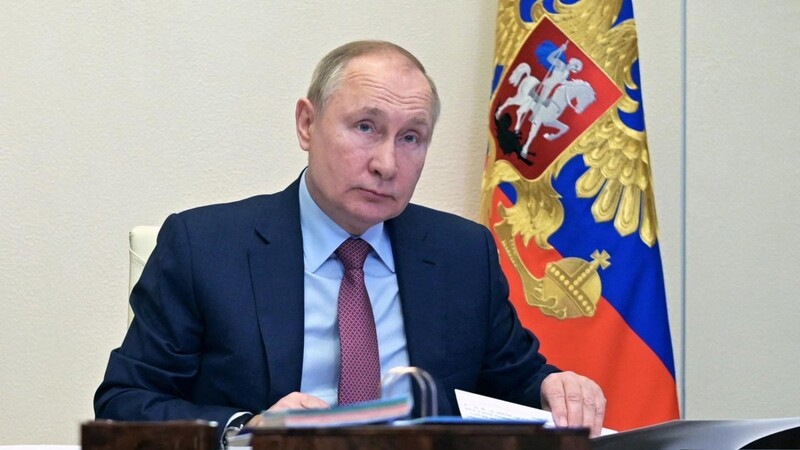 Der Westen hat Präsident Wladimir Putin nicht dazu gezwungen, sich auf der internationalen Bühne aufzuführen wie ein Schulhofschläger.