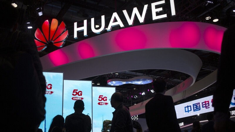 Im Streit um die Beteiligung des chinesischen Telekomriesen Huawei am Aufbau des 5G-Netzes sieht sich die Bundesregierung in der Zange zwischen China und den USA.
