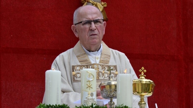 Prälat Robert Hüttner freute sich sehr, dass er sein Priesterjubiläum in seinem Heimatort feiern konnte.