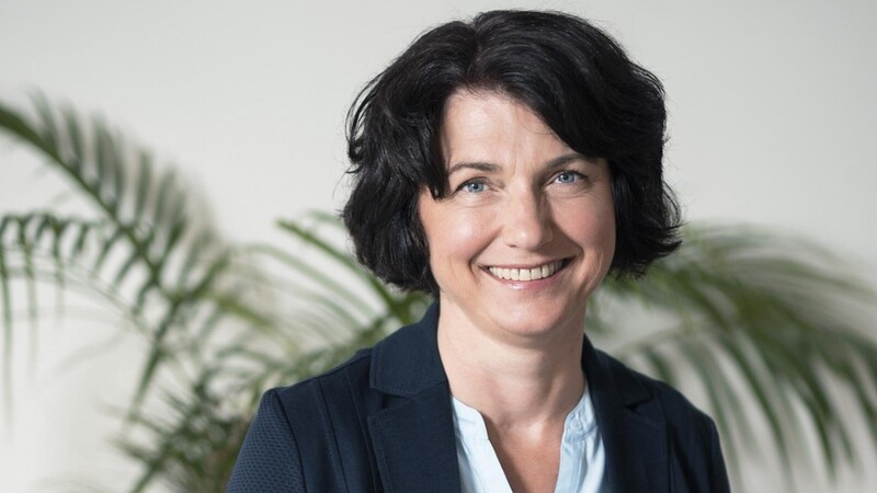 Sie ist die erste Frau in der Geschäftsführung der Kreishandwerkerschaft Cham: die Furtherin Rosmarie Tragl-Kraus (54)