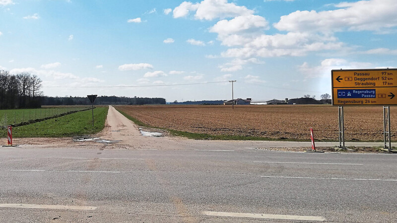 Den asphaltierten Weg, der ab der Bundesstraße von Griesau aus nach Maiszant führt, wollen die Jagdgenossen zur Gemeindeverbindungsstraße umwidmen lassen.