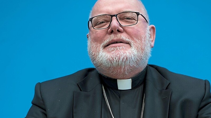 Kardinal Reinhard Marx gründet eine Stiftung für Betroffene sexuellen Missbrauchs in der Kirche. Er will 500 000 Euro spenden.