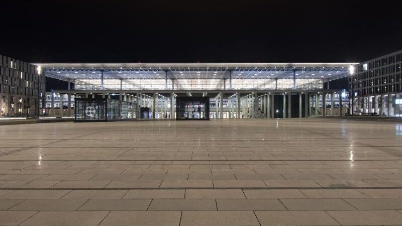 Das Hauptgebäude des Flughafen Berlin Brandenburg.