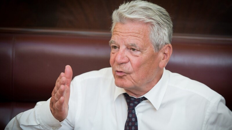 Immer noch voller Energie: Joachim Gauck nennt sich einen "linken, liberalen Konservativen", bezeichnet sich als "aufgeklärten Patrioten" und als "Liebhaber der Freiheit".