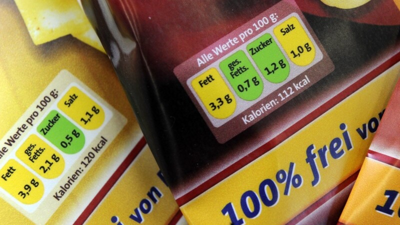 Diese Produkte sind mit einer Ampel-Kennzeichnung für Lebensmittel zur Nährwertkennzeichnung ausgewiesen.
