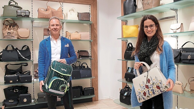 Christoph Jeschke und seine Tochter Stephanie führen "Dörfler" gemeinsam. Das Geschäft ist von Anfang an ein Familienbetrieb, derzeit in sechster und siebter Generation.