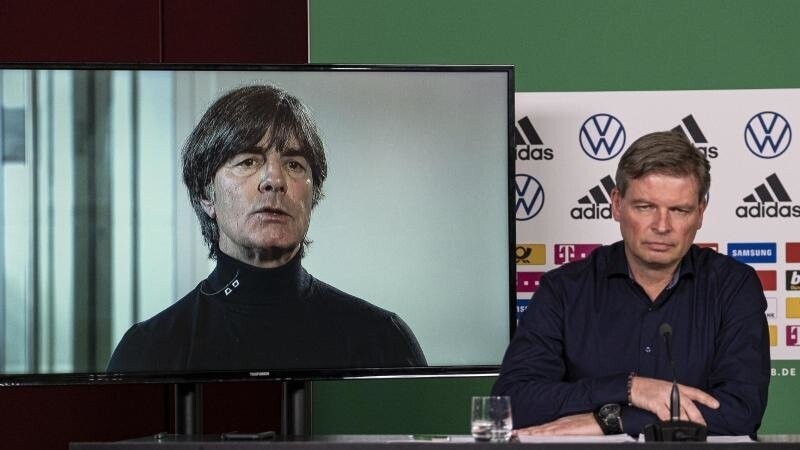 Per Videoschalte äußerte sich Bundestrainer Joachim Löw zur Coronakrise und dem DFB.