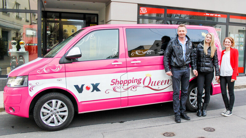 Rudolf Kordick, Autohändler aus Willmering, bot das Shopping-Queen-Mobil in einer Auktion auf Ebay an.
