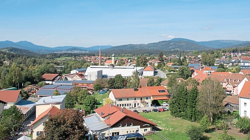 Hier wird an der Zukunft geschraubt: das "Digitale Dorf" Frauenau im Bayerischen Wald.