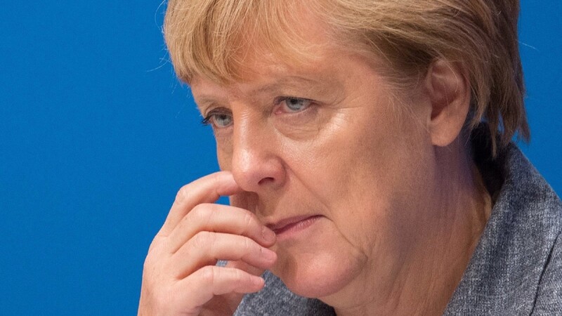 Kanzlerin Angela Merkel reagiert in der aktuellen Flüchtlingskrise viel zu zögerlich.