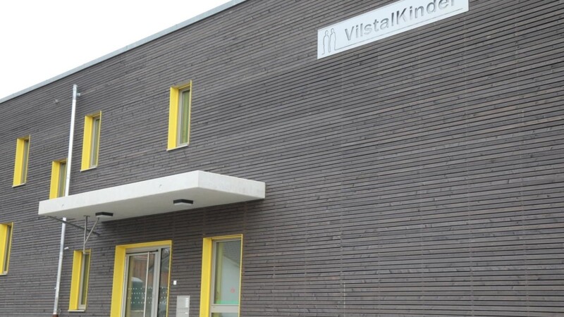 Die Gemeindeverwaltung befasst sich nun mit der Planung eines weiteren Kinderhauses. Im Bild zu sehen ist das Kinderhaus Vilstalkinder in der Vöttinger Straße.