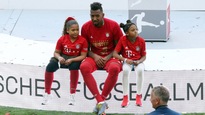 Nicht in Feierlaune: Jérôme Boateng mit seinen Töchtern Lamia und Soley.